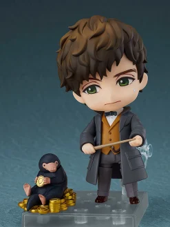 GOOD SMILE COMPANY Nendoroid Fantastic Beasts Newt Scamander -GOOD SMILE COMPANY SHOP e0e43c1242184fbe871443f64a5e6e10.jpg